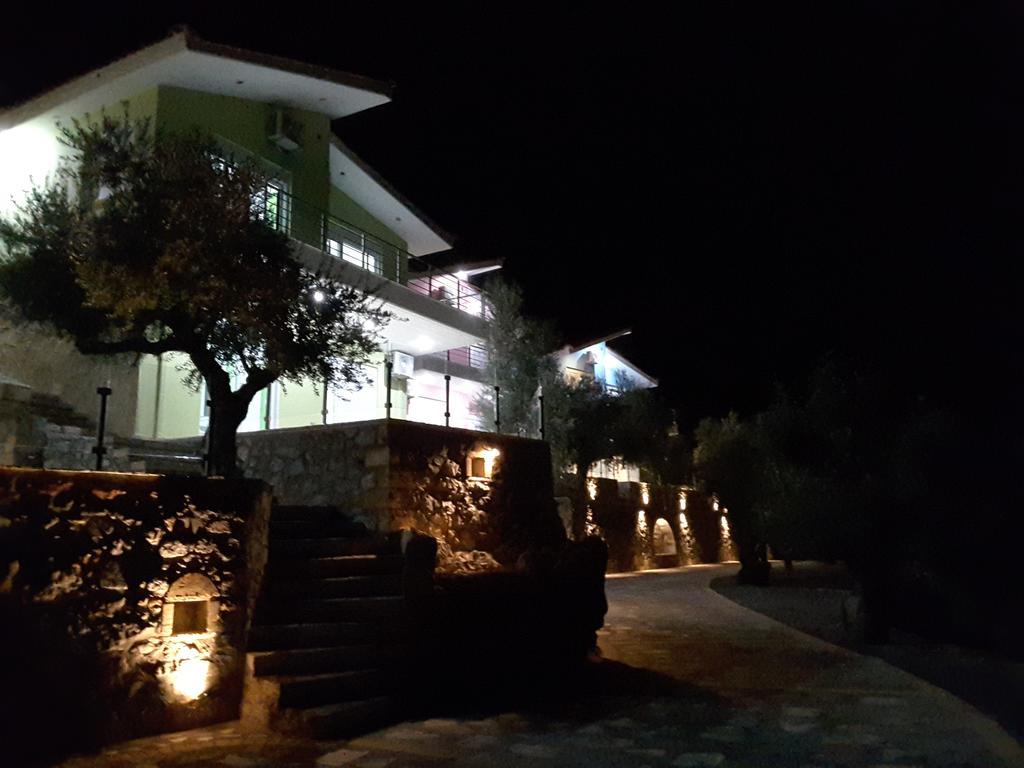 Shiraz Villas Kalamata Exteriör bild
